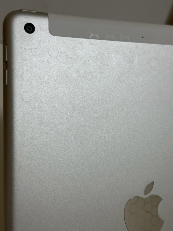 ��SIM�ե꡼ iPad ��9���� 64GB ����С�