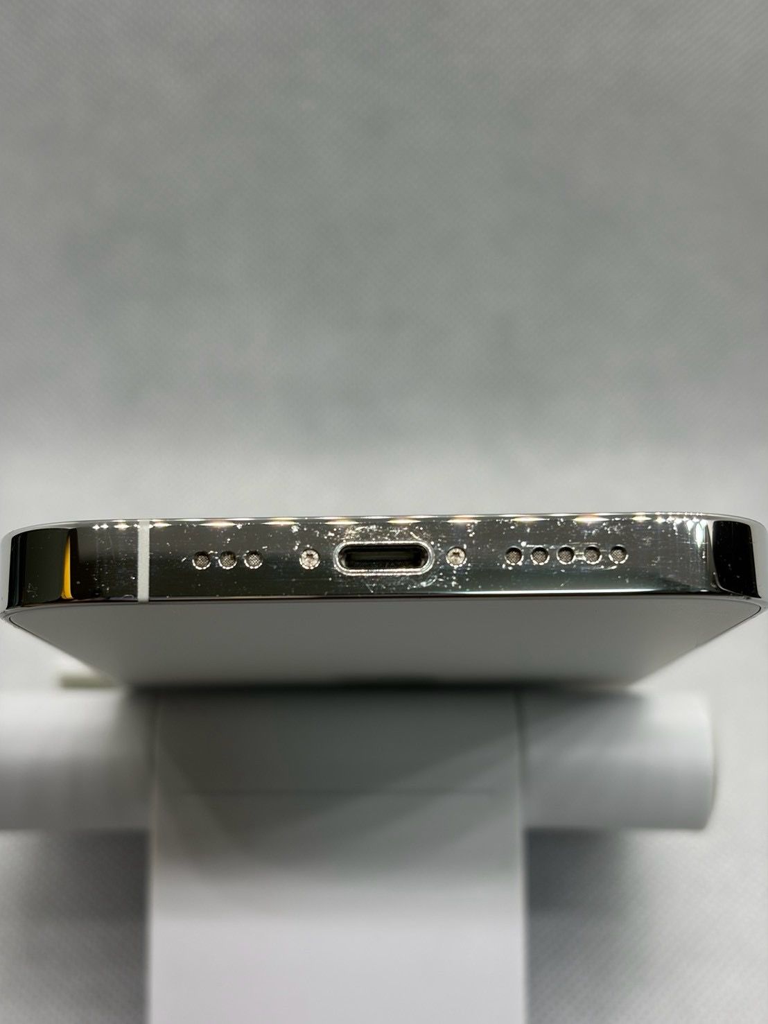 【美品】iPhone 13 Pro 128GB シルバー バッテリー82% ムスビー｜○バッテリー82% SIMフリー iPhone13Pro 128GB シルバー