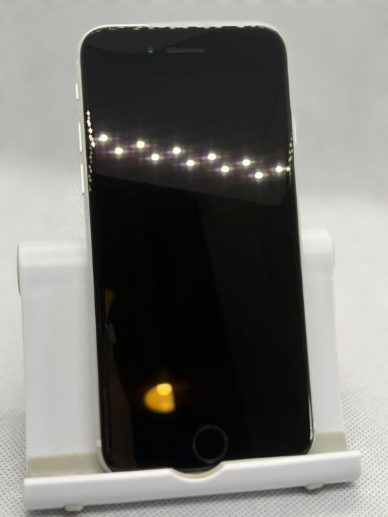 ������Ʊ�� SIM�ե꡼ iPhoneSE ��2���� 256GB �ۥ磻�� �Хåƥ꡼89%