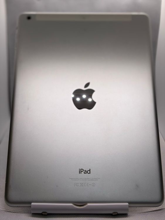 ���ϥԥͥ��ͥå� iPad Air 16GB ����С�
