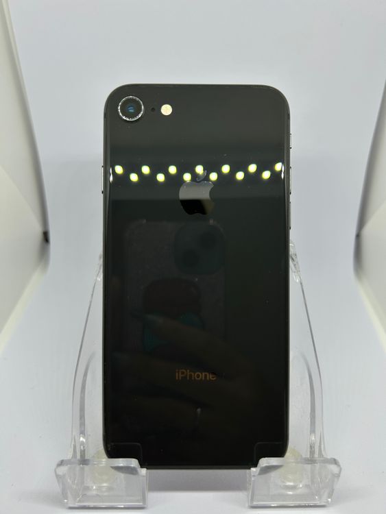 ��SIM�ե꡼ iPhone8  256GB ���졼 �Хåƥ꡼72%