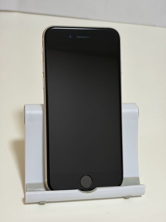 ������Ʊ�� SIM�ե꡼ iPhoneSE ��3���� 64GB �������饤��