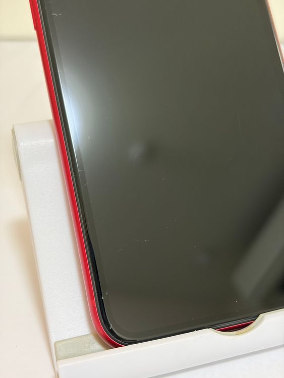 ���Хåƥ꡼84% SIM�ե꡼ iPhone11 64GB ��å�