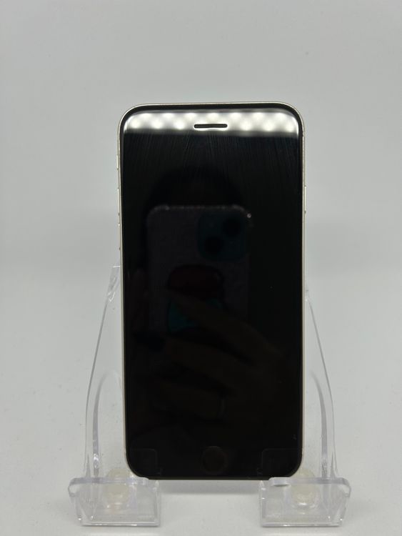 ���ϥԥͥ��ͥå� SIM�ե꡼ iPhoneSE��3����  64GB �������饤�� �Хåƥ꡼74%