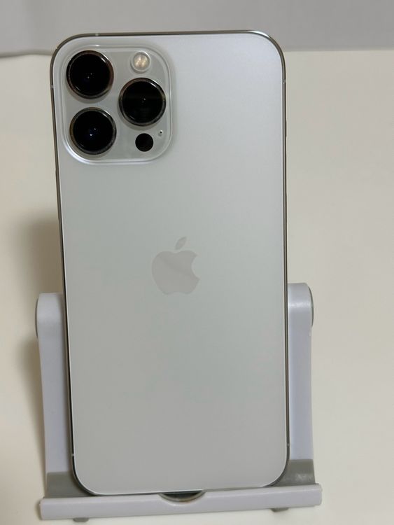 ���Хåƥ꡼83% SIM�ե꡼ iPhone13ProMax 128GB ����С�