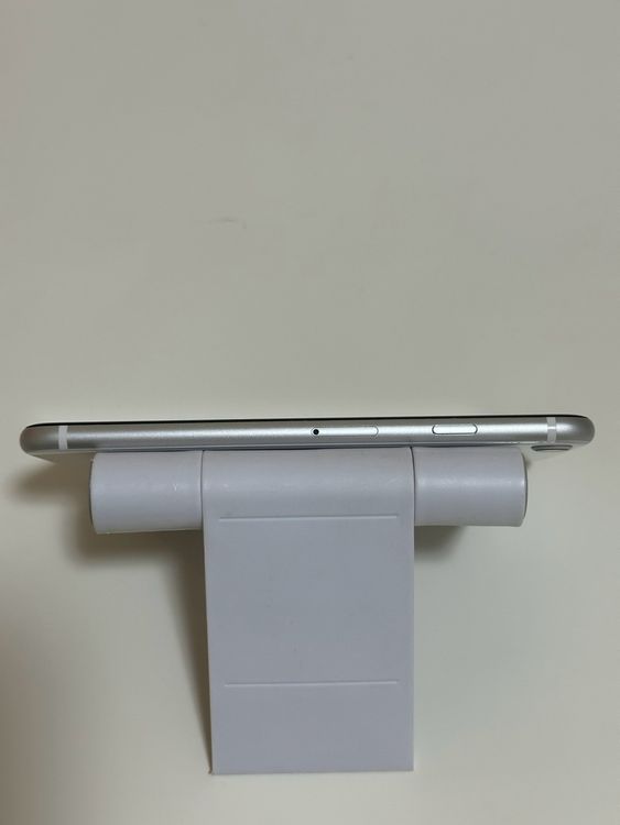 ��SIM�ե꡼ iPhoneSE ��2���� 128GB �ۥ磻��