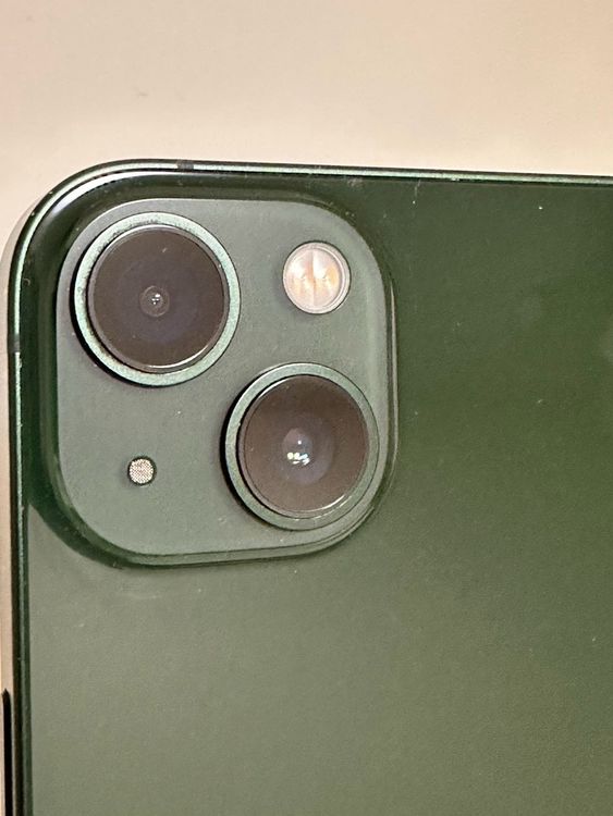 ���Хåƥ꡼89% ���� SIM�ե꡼ iPhone13 128GB ���꡼��