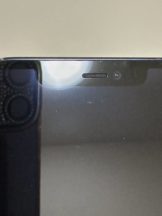 ���Хåƥ꡼81% SIM�ե꡼ iPhone12 64GB �֥�å�