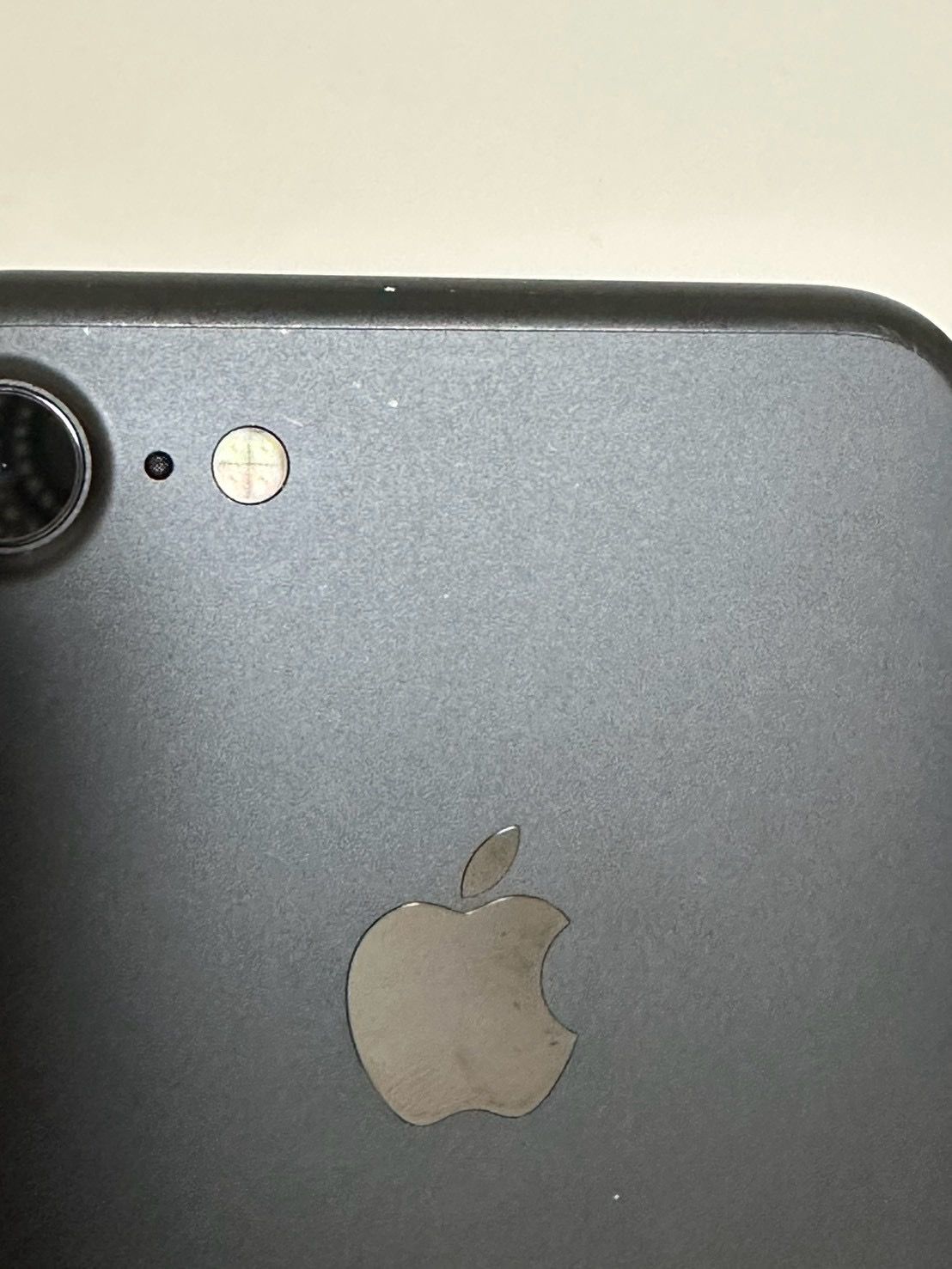 ムスビー｜○バッテリー87% iPhone7 32GB ブラック docomo【iPhone7