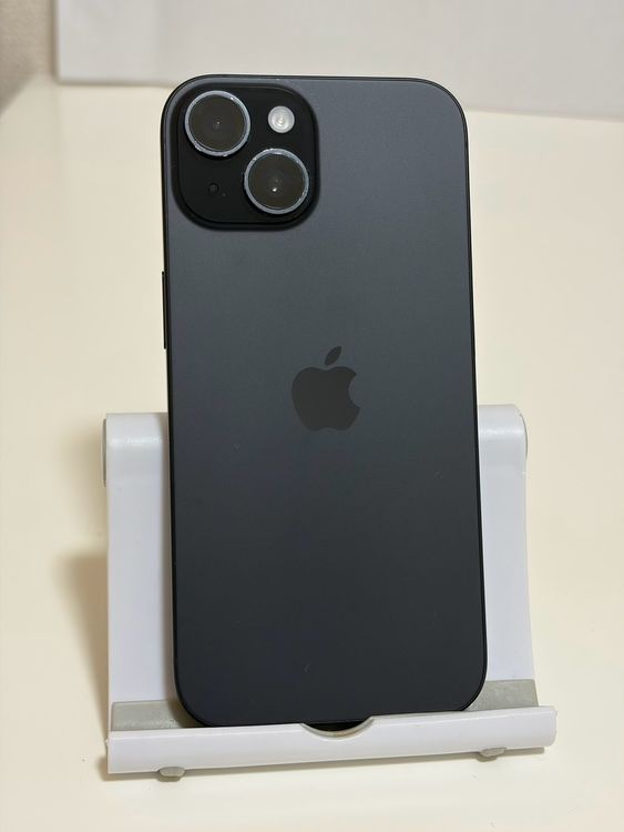 ���Хåƥ꡼88% SIM�ե꡼ iPhone15 256GB �֥�å�