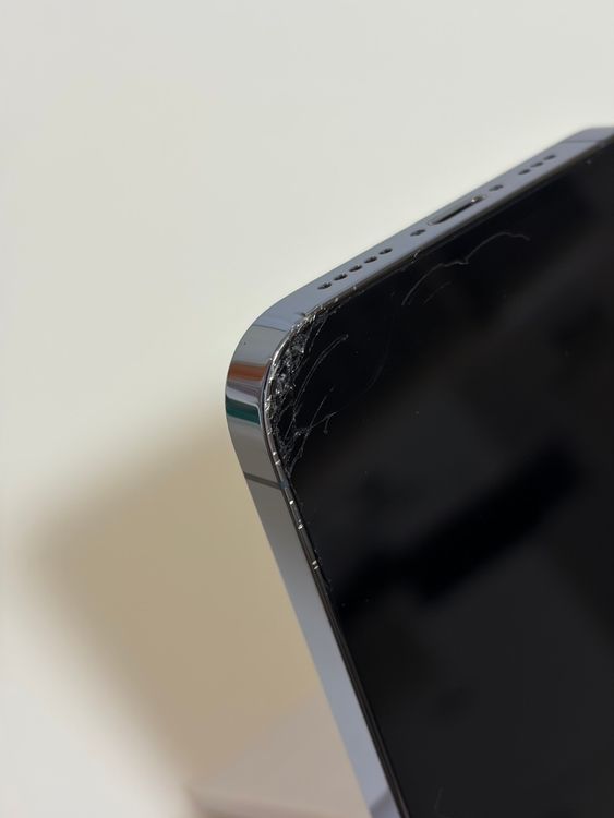 ��SIM�ե꡼ iPhone13Pro 128GB ������֥롼