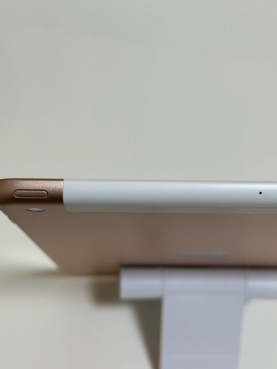 ������ �Хåƥ꡼97% iPad ��6���� 128GB ������� SoftBank