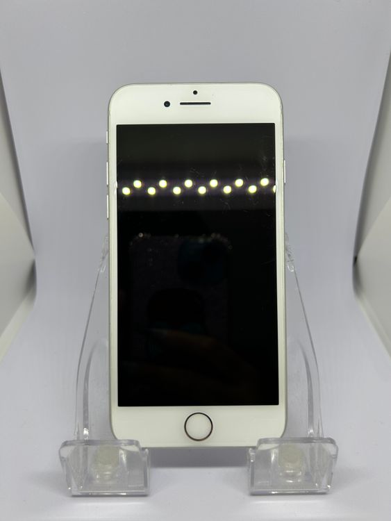 ��SIM�ե꡼ iPhone8  64GB ����С� �Хåƥ꡼75%