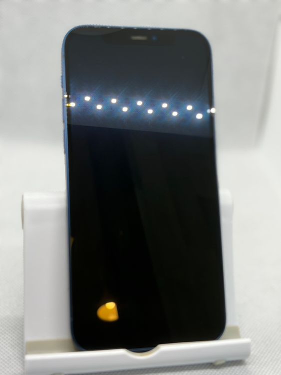 ���Хåƥ꡼100% SIM�ե꡼ iPhone12 128GB �֥롼