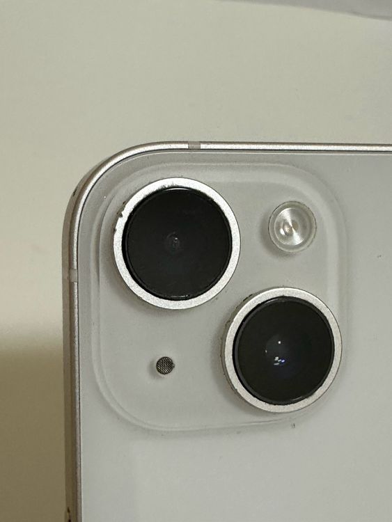 ���Хåƥ꡼81% SIM�ե꡼ iPhone14 256GB �������饤��