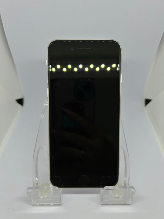 ��SIM�ե꡼ iPhoneSE��3����  128GB �������饤��