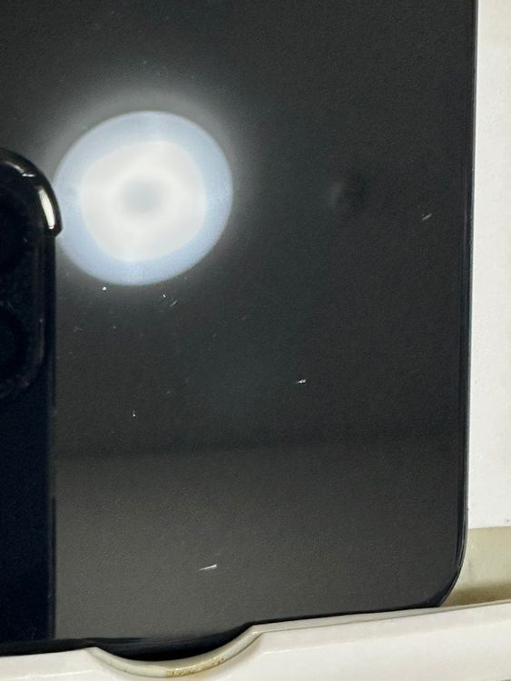 ��SIM�ե꡼ iPhoneSE ��3���� 64GB �ߥåɥʥ���