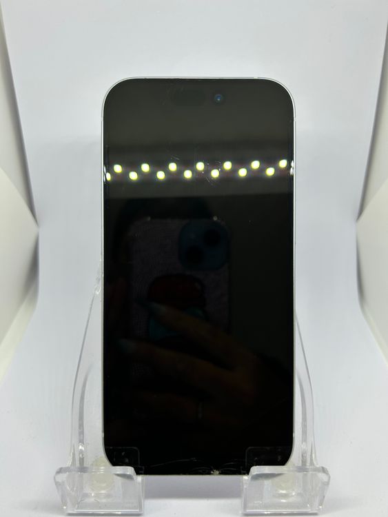 ��SIM�ե꡼ iPhone15  256GB �֥롼 �Хåƥ꡼89%