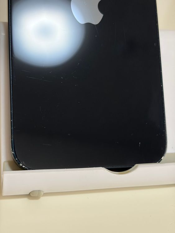 ���Хåƥ꡼84% SIM�ե꡼ iPhone13 128GB �ߥåɥʥ���
