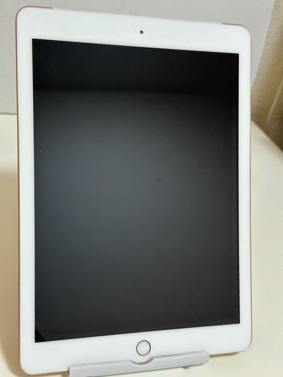 ���Хåƥ꡼83% iPad ��6���� 32GB �������