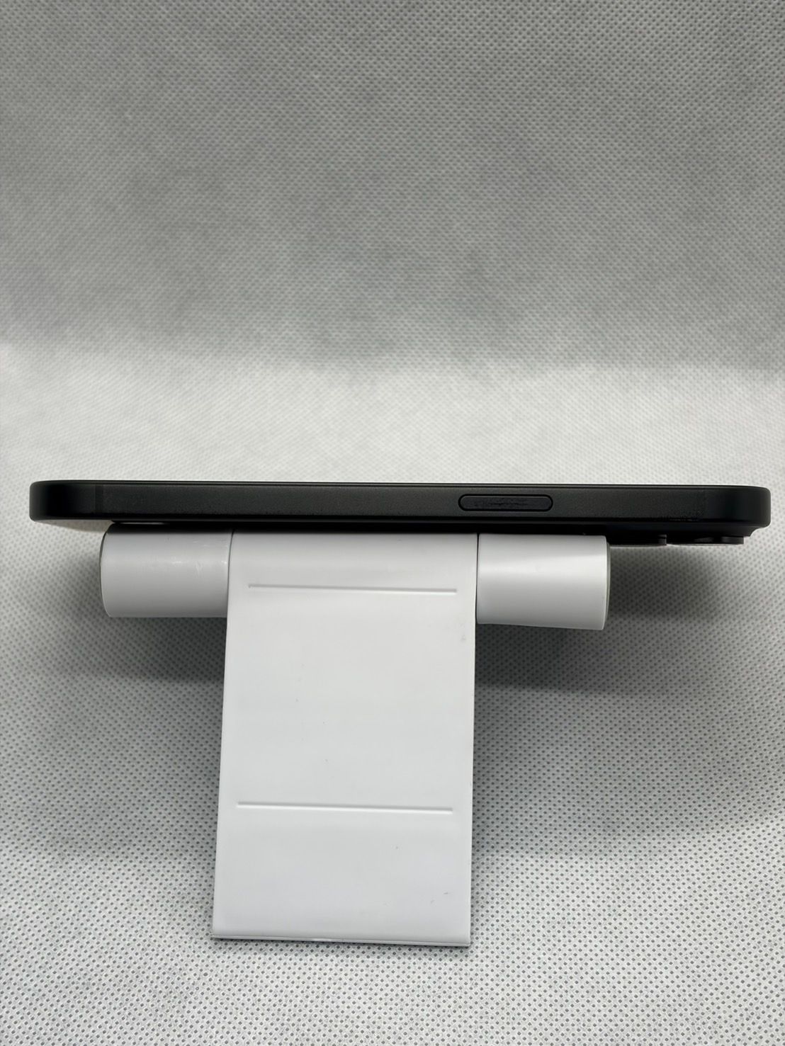 ムスビー｜◯バッテリー88% SIMフリー iPhone15 256GB ブラック