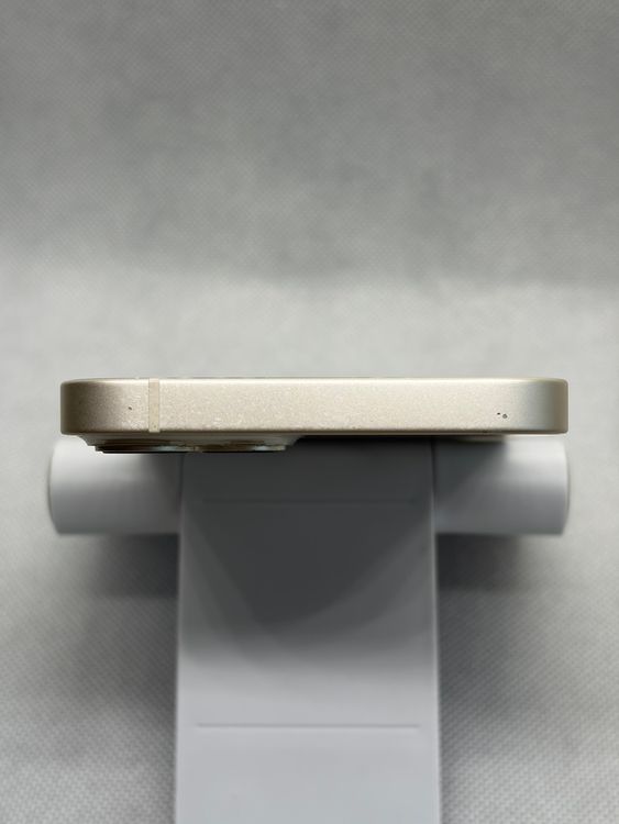 ���Хåƥ꡼100% SIM�ե꡼ iPhone13 512GB �������饤��