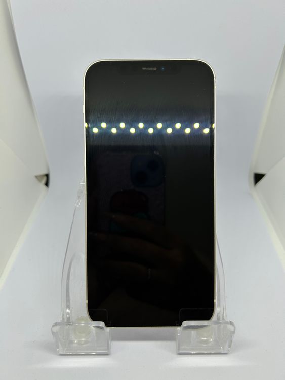 ��SIM�ե꡼ iPhone12  64GB �ۥ磻��