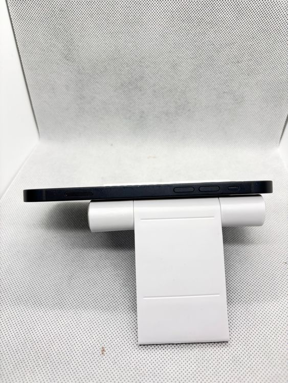 ���ϥԥͥ��ͥå� SIM�ե꡼ iPhone12 64GB �֥�å� �Хåƥ꡼84%