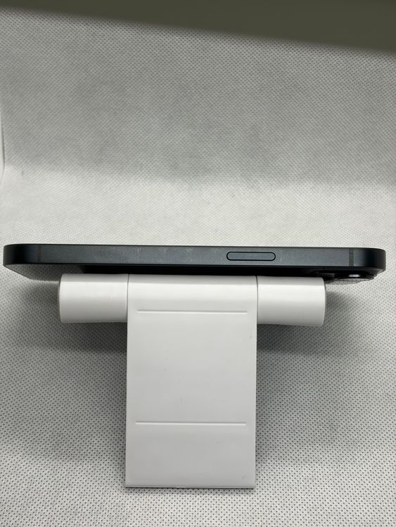 ���Хåƥ꡼85% ���� SIM�ե꡼ iPhone14 128GB �ߥåɥʥ���
