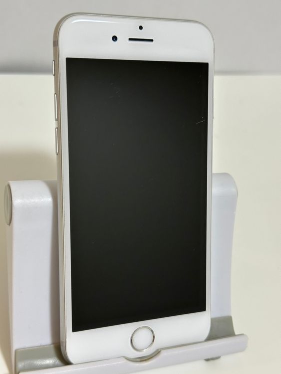 ��iPhone6 16GB ����С� docomo