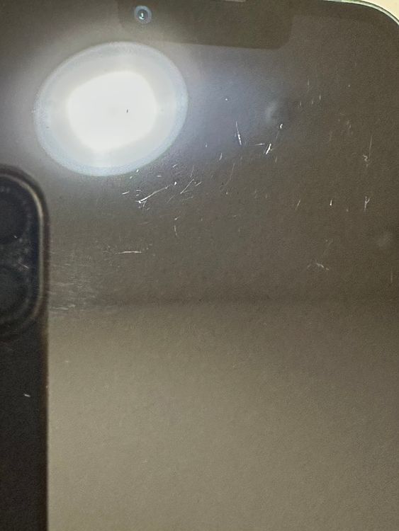 ���Хåƥ꡼81% SIM�ե꡼ iPhone13 128GB ���꡼��