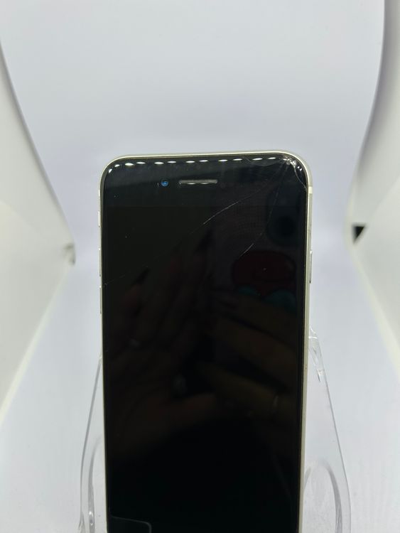 ��SIM�ե꡼ iPhoneSE��2����  64GB �ۥ磻�� �Хåƥ꡼85%