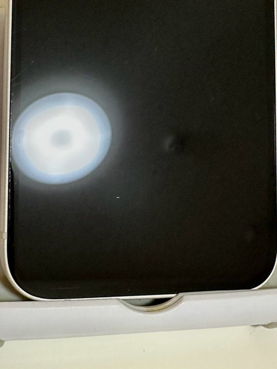 ���Хåƥ꡼100% SIM�ե꡼ iPhone14 256GB �������饤��