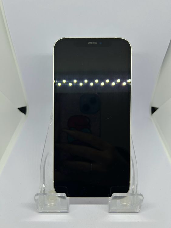 ��SIM�ե꡼ iPhone12  128GB �ۥ磻�� �Хåƥ꡼79%
