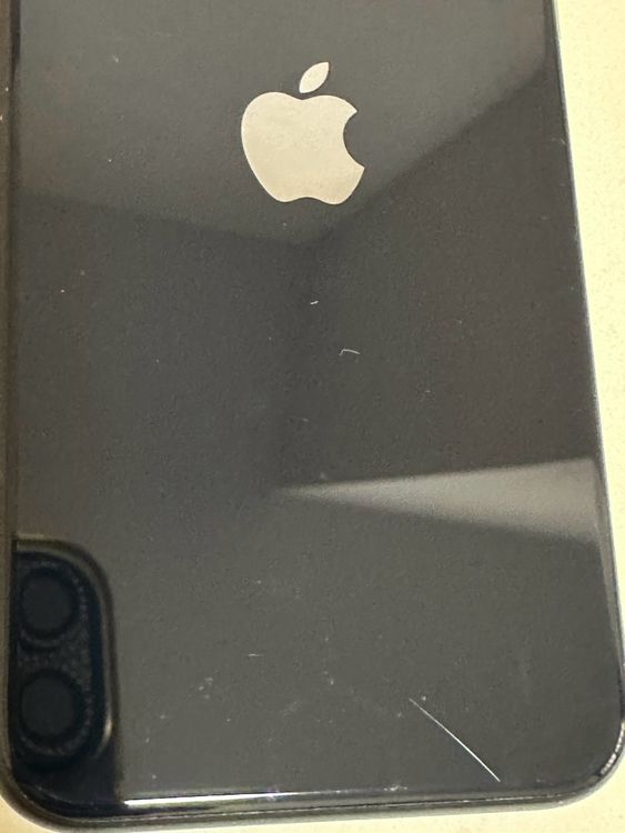 ��SIM�ե꡼ iPhoneSE ��3���� 64GB �ߥåɥʥ���