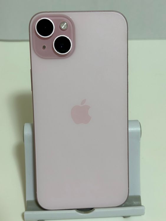 ���Хåƥ꡼86% SIM�ե꡼ iPhone15Plus 256GB �ԥ�