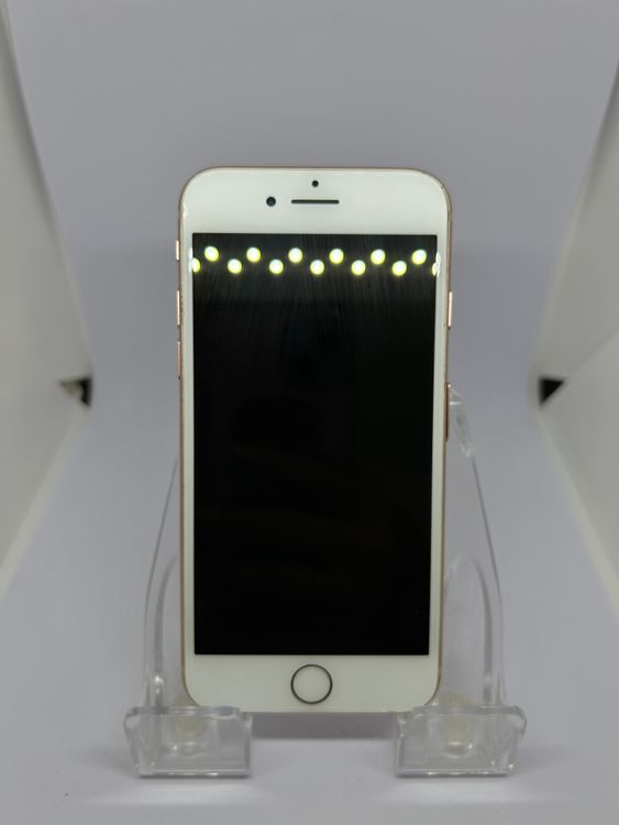 ��SIM�ե꡼ iPhone8  64GB ������� �Хåƥ꡼80%