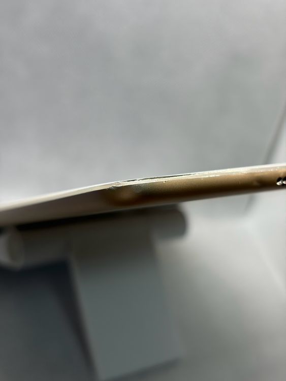 ��iPad Air ��2���� 16GB ������� docomo