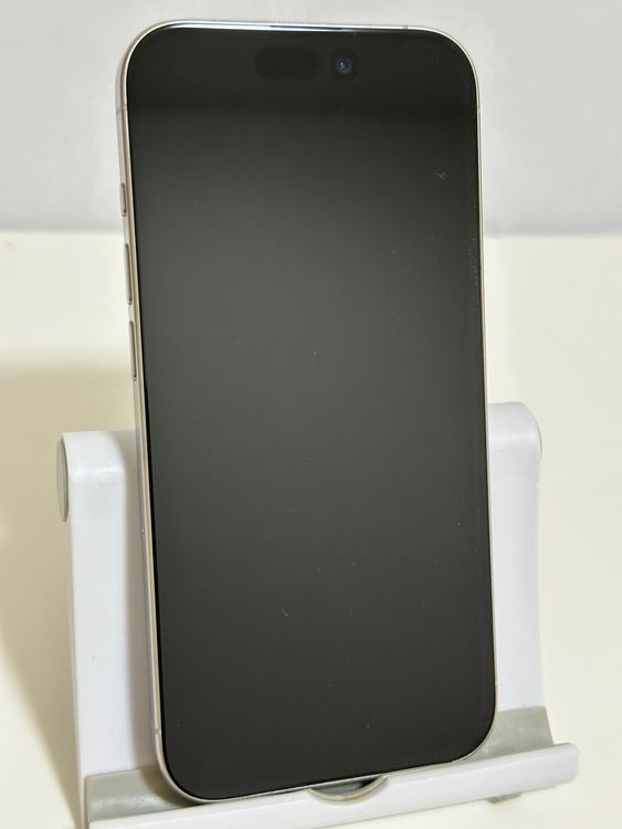 ��SIM�ե꡼ iPhone15Pro 256GB �ۥ磻�ȥ����˥���