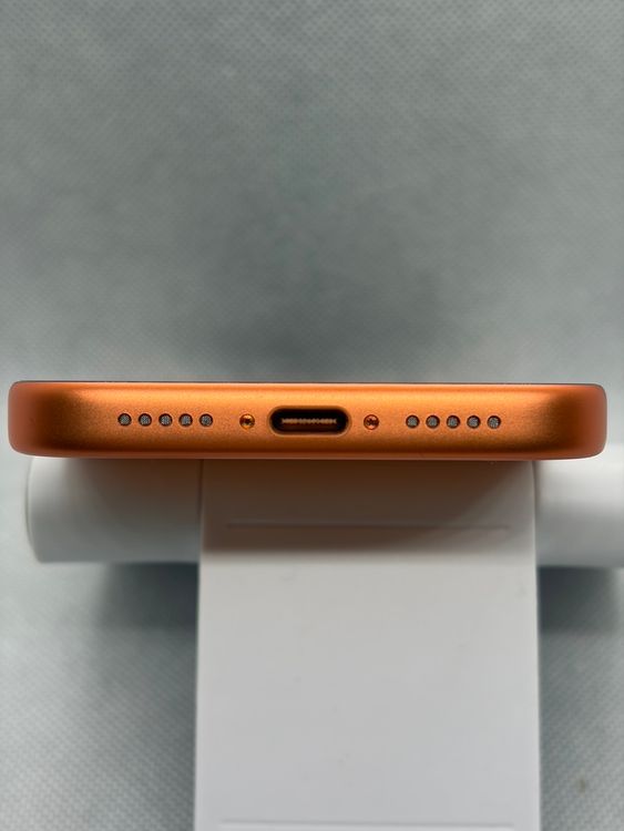 ������Ʊ�� �Хåƥ꡼99% SIM�ե꡼ iPhone17Pro 256GB �����