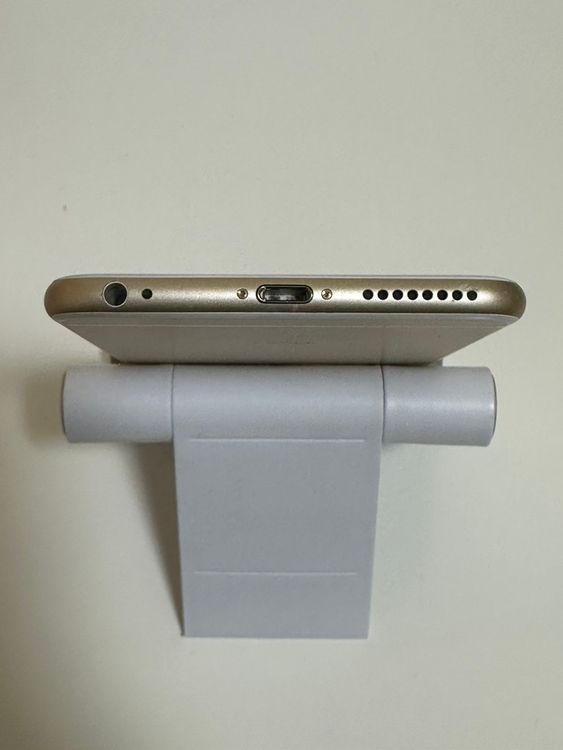 ��iPhone6 Plus 64GB ������� au