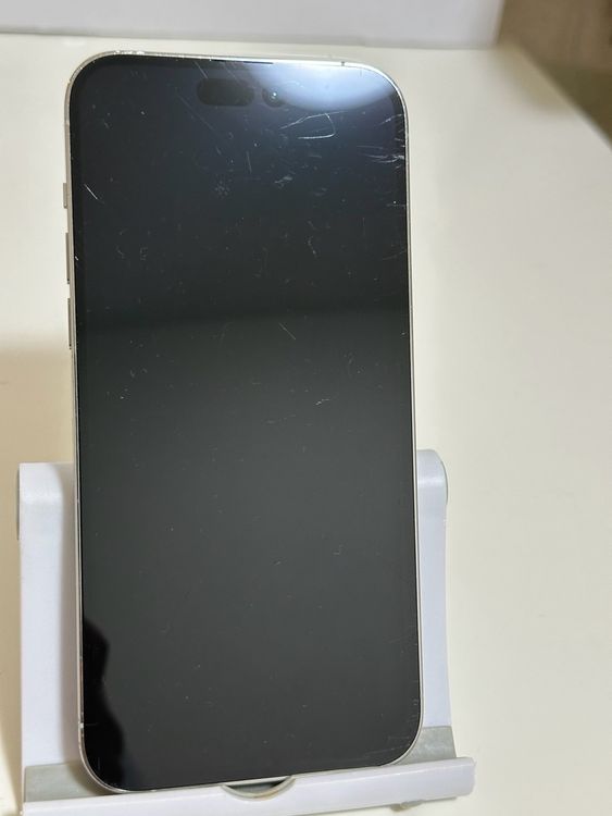 ���Хåƥ꡼82% SIM�ե꡼ iPhone14ProMax 128GB ����С�