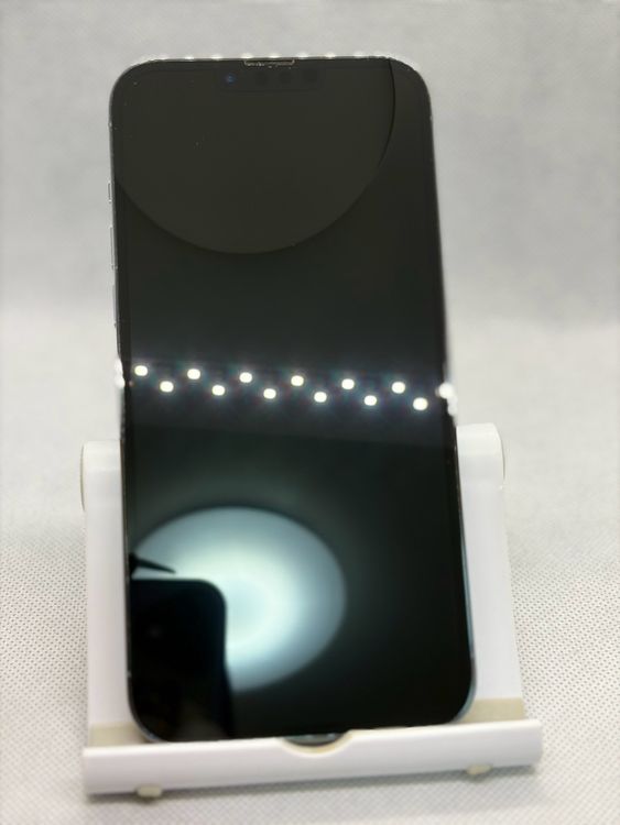 ��Ķ���� �Хåƥ꡼82% SIM�ե꡼ iPhone13ProMax 128GB ������֥롼