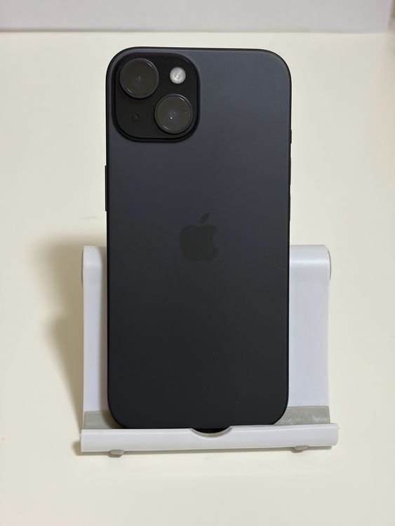 ���Хåƥ꡼88% SIM�ե꡼ iPhone15 128GB �֥�å�