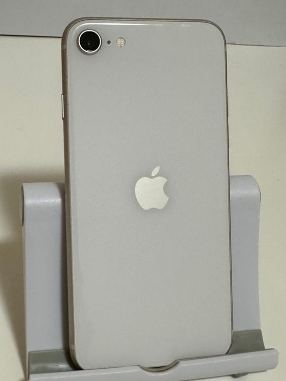 ��SIM�ե꡼ iPhoneSE ��3���� 64GB �������饤��