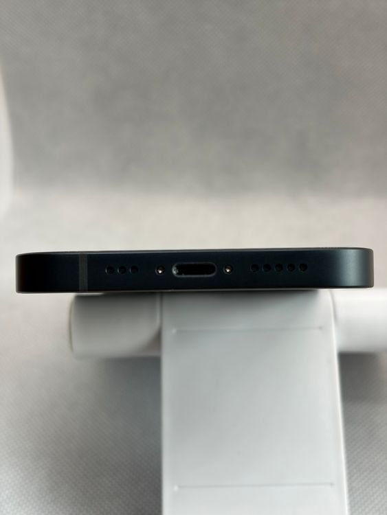 ������̤���� SIM�ե꡼ iPhone14 256GB �ߥåɥʥ���