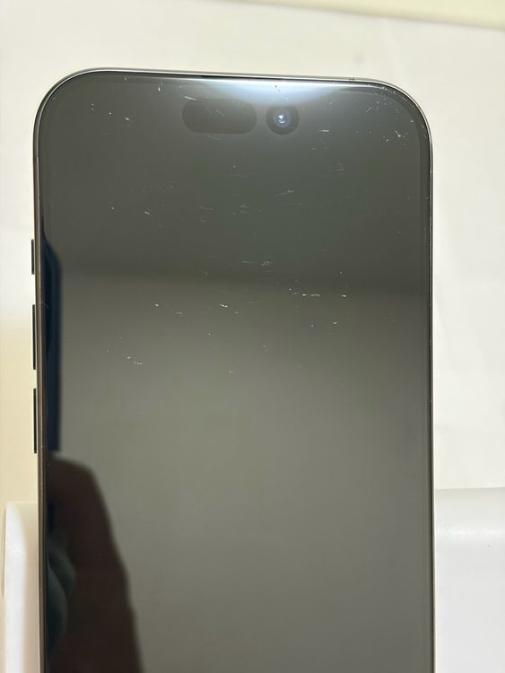 ���Хåƥ꡼87% SIM�ե꡼ iPhone15Pro 128GB �֥�å������˥���