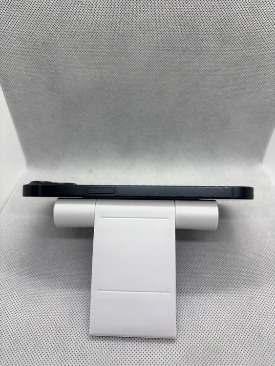 ���ϥԥͥ��ͥå� SIM�ե꡼ iPhone13 128GB �ߥåɥʥ��� �Хåƥ꡼84%