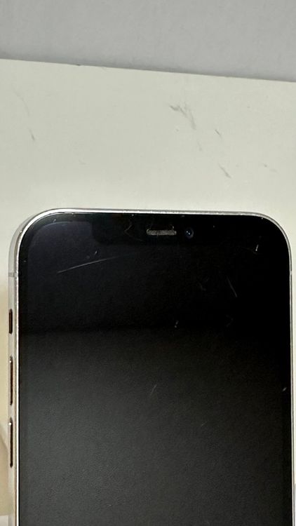 ���Хåƥ꡼85% SIM�ե꡼ iPhone12Pro 128GB ����С�