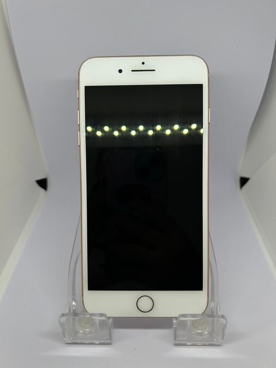 ��SIM�ե꡼ iPhone8Plus  64GB ������� �Хåƥ꡼100%